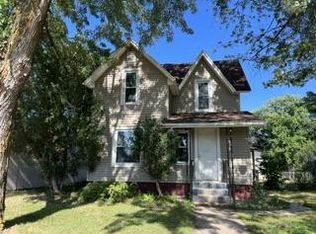127 N Drury St, Redwood Falls, MN 56283