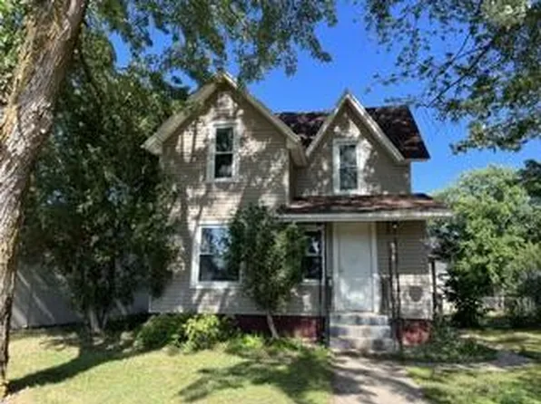 127 N Drury St, Redwood Falls, MN 56283