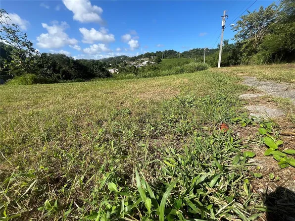 Carr 906 Km13 Sec La Comuna Solar #21, Yabucoa, PR 00767