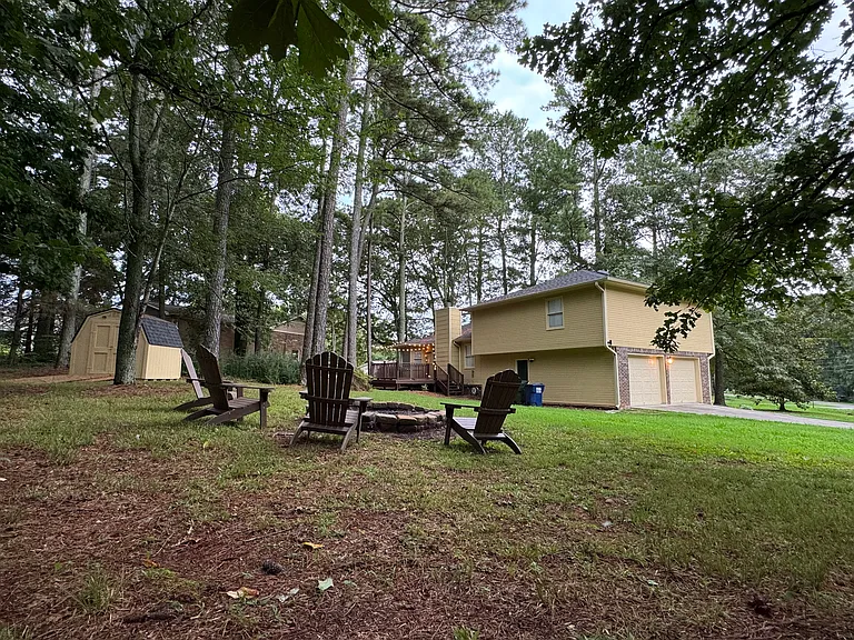 130 Water Oak Ct — Photo 2