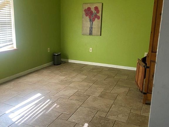 4th image of 1103 Apache Ave