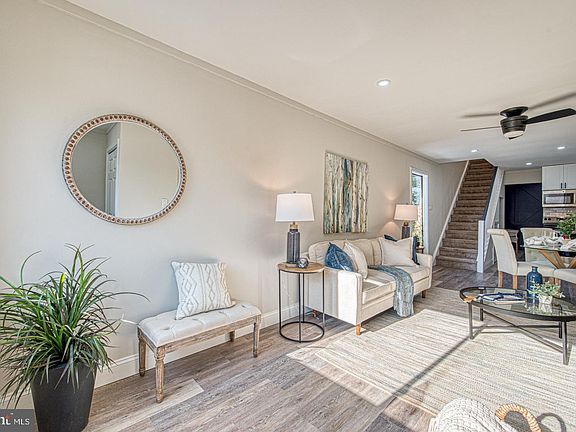4th image of 533 Summit House West Ctr