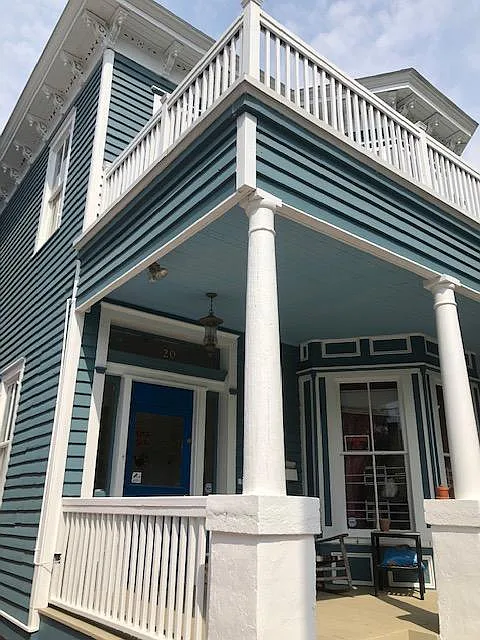 3 bed, 1350 sqft, $2,000 — Photo 2
