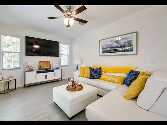 2nd image of 13366 Ravilla Ave