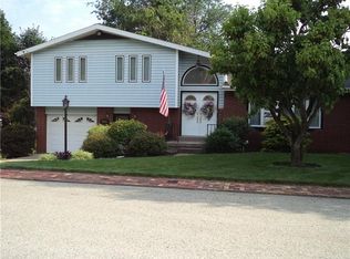 905 Thomas St, Monongahela, PA