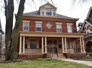 2923 W Highland Blvd, Milwaukee, WI 53208