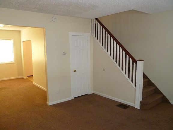 2nd image of 7152 Guyer Ave