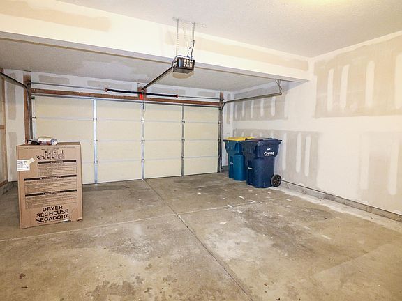 4th image of 13539 Erlen Dr