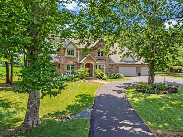 3538 E Westbrook Rd, Chillicothe, IL 61523