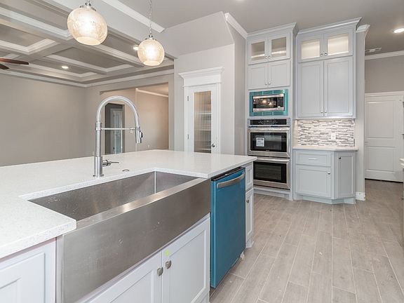 5th image of 12909 Red Spruce Cir