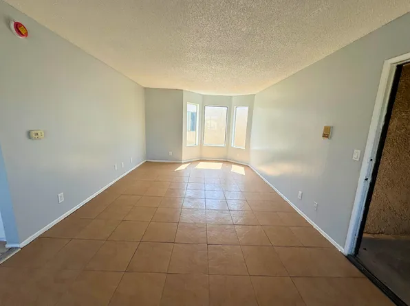 14810 Parthenia St APT 210, Panorama City, CA 91402