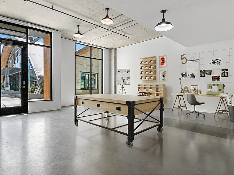 Splash Apartments — Photo 43