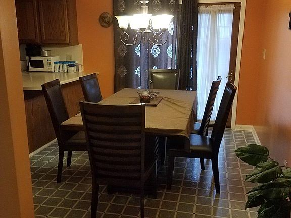 5th image of 3885 Forest Green Dr