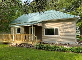 307 N Alice St, Woolstock, IA 50599