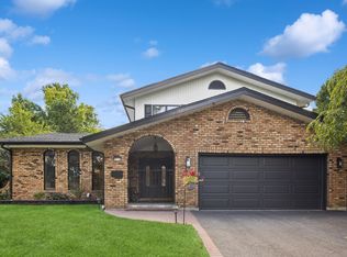 913 62nd St, Downers Grove, IL 60516