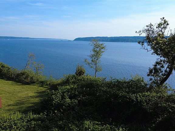 3rd image of 45 B Whidbey Island Drive