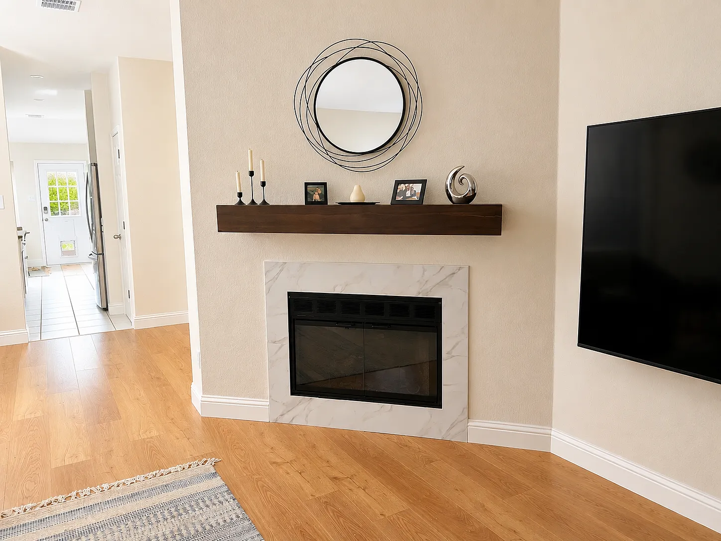 2 bed, 1100 sqft, $3,500 — Photo 3