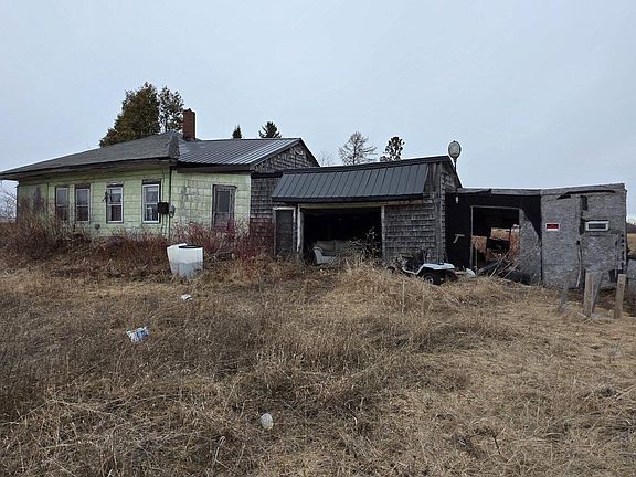 2nd image of 172 W Ridge Road