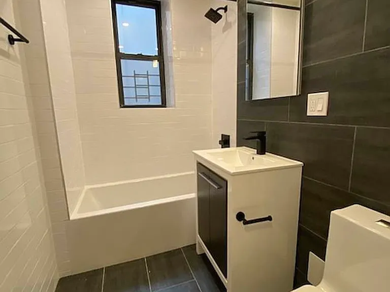 838 Riverside Dr #3E1 — Photo 6