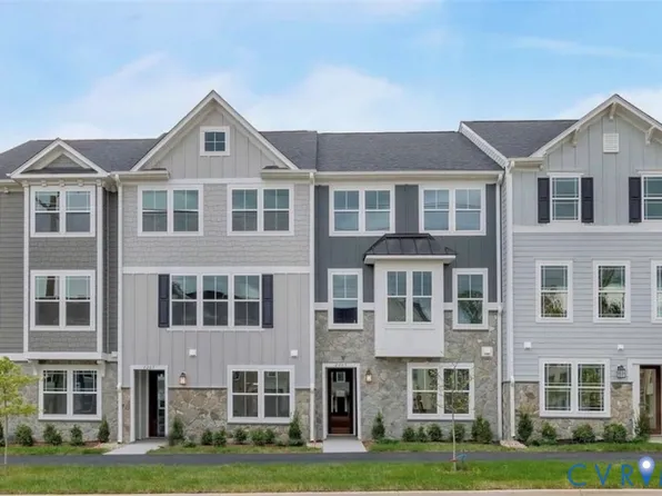 2208 Brindle Ln, Charlottesville, VA 22911