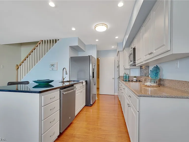 100 E Ocean View Ave #1112 — Photo 8