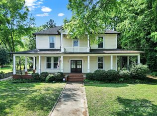407 Chesterfield Ave, Lancaster, SC 29720