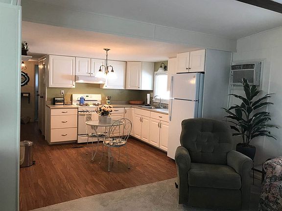 5th image of 326 Sierra Vista Dr #326