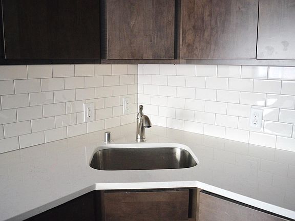 5th image of 2205 Bryant Ave S APT 4