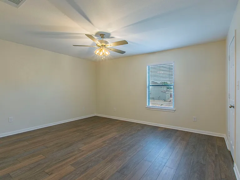 104 Patriot Cir #104 — Photo 11
