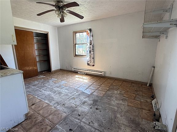 4th image of 3170 Brown Rd
