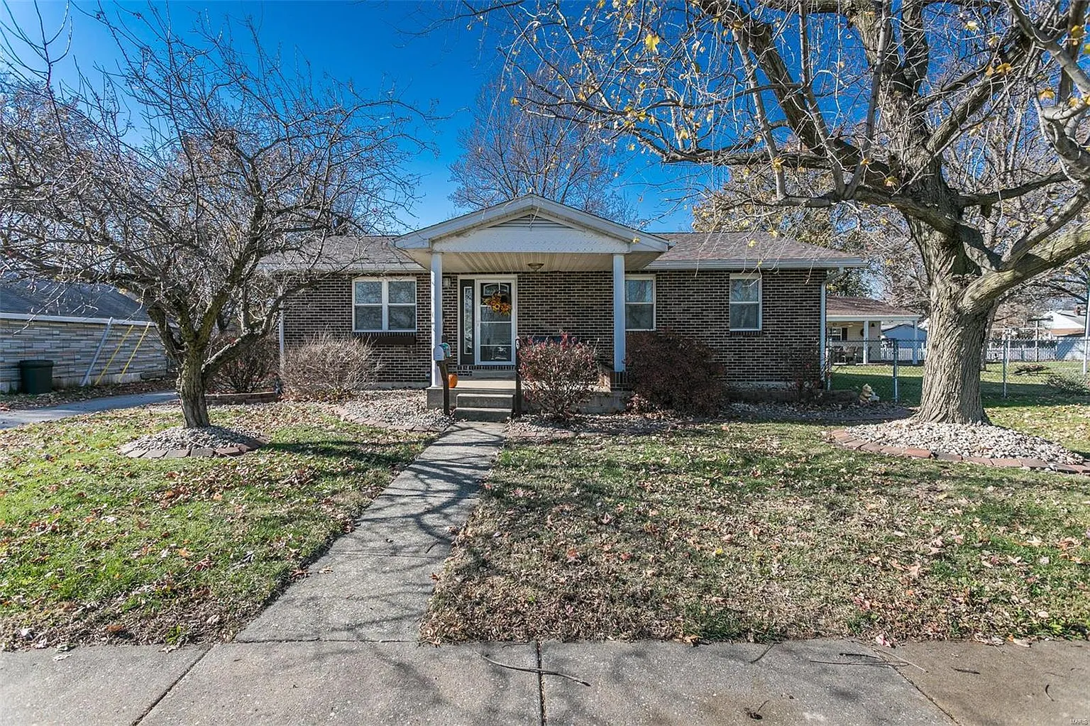 206 Chaffer Ave photo 1