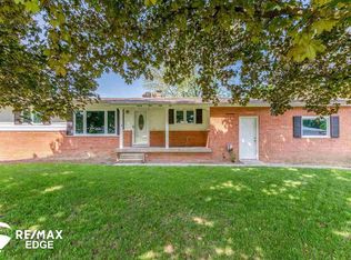 2155 Briar Ln, Burton, MI 48509