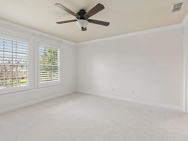 298 Gillette Dr — Photo 51