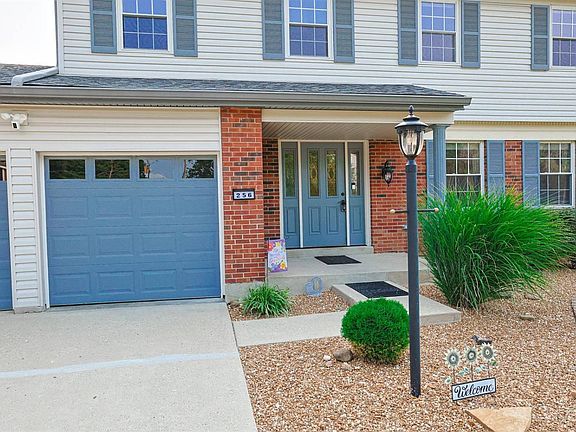 4th image of 256 Sebastian Ct