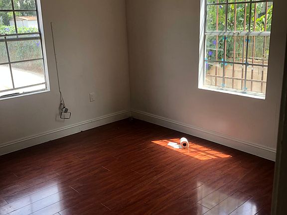 4th image of 4809 Pickford St #1