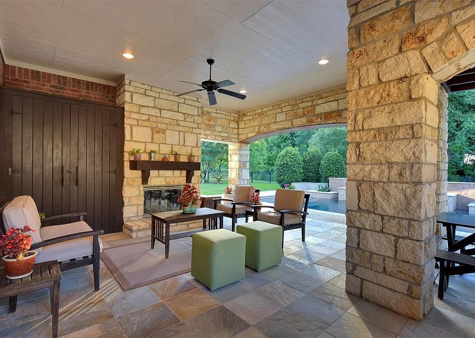 1st image of 23530 Fairway Valley Ln