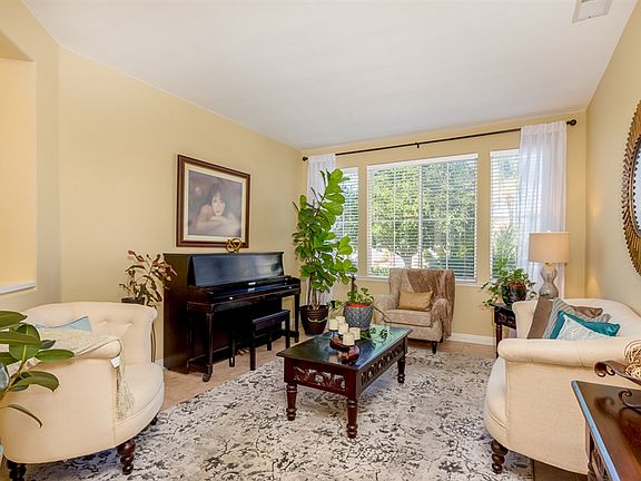 5th image of 543 Paseo Rosal