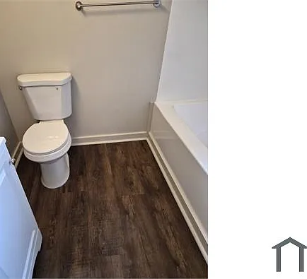 323 Bedford Ave NW #1 — Photo 8