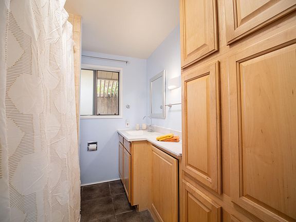 2nd image of 1168 Lauli Pl #A