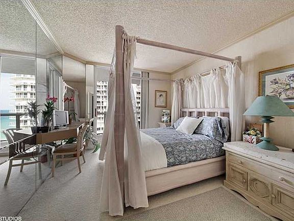 4th image of 16425 Collins Ave ##120