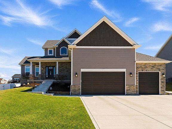 2nd image of 3104 Westwind Dr