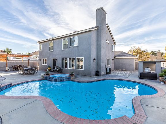 2nd image of 40054 Villa Moura Dr