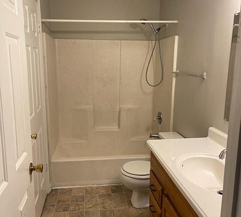 5th image of 211 Wildwood Dr