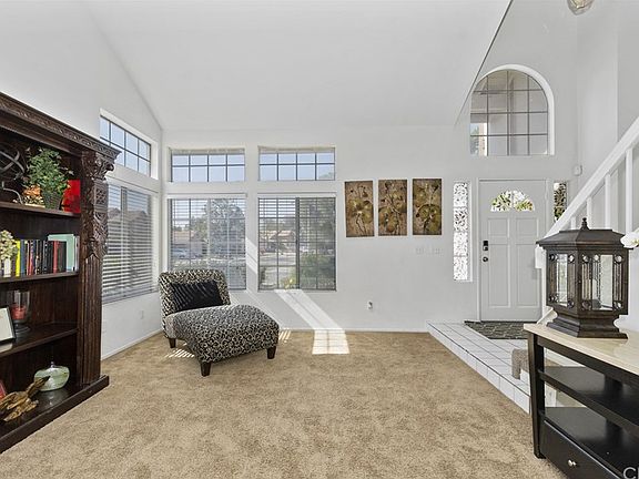 5th image of 26265 Perrier Dr