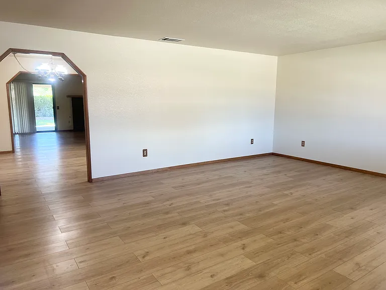 739 Chardonnay Pl — Photo 2