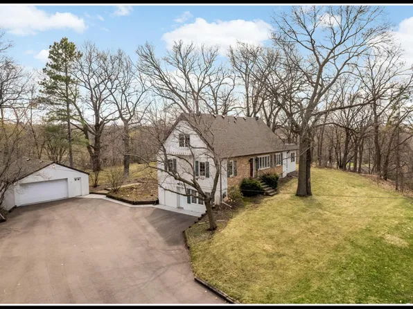 15125 Glen Oak St, Minnetonka, MN 55345