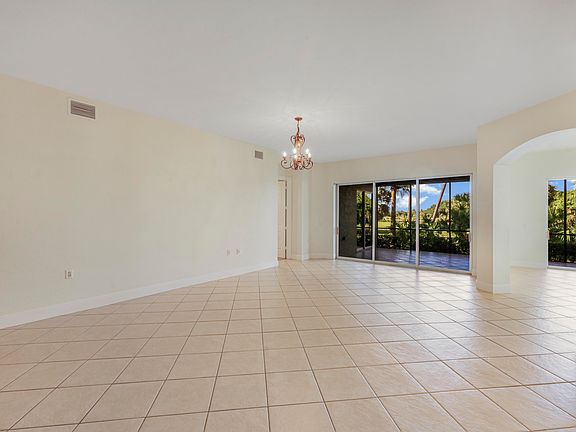 5th image of 9142 Cherry Oaks Ln APT 102