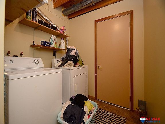 2nd image of 323-325 N 36th St