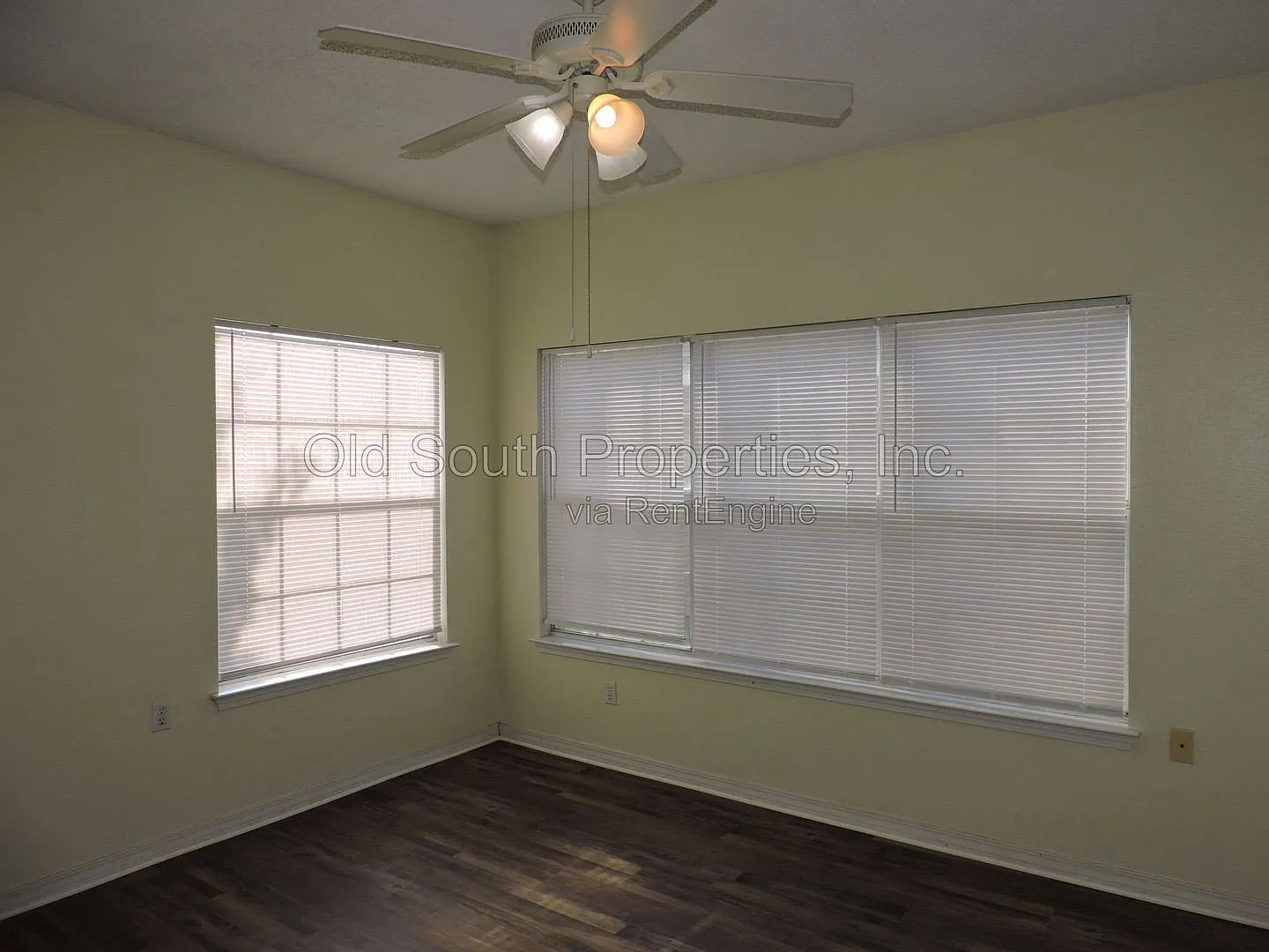 3 bed, 3.0 bath, 1464 sqft, $1,650 — Photo 2