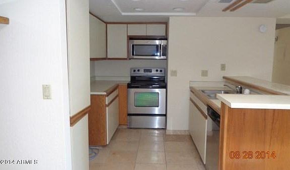 5th image of 2935 N 68th St Unit 201